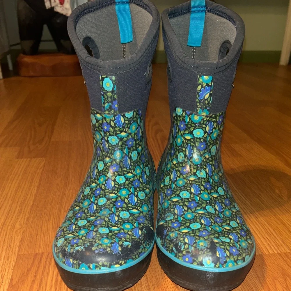 BOGS womens Floral Blue and Green Boots - Picture 5 of 7